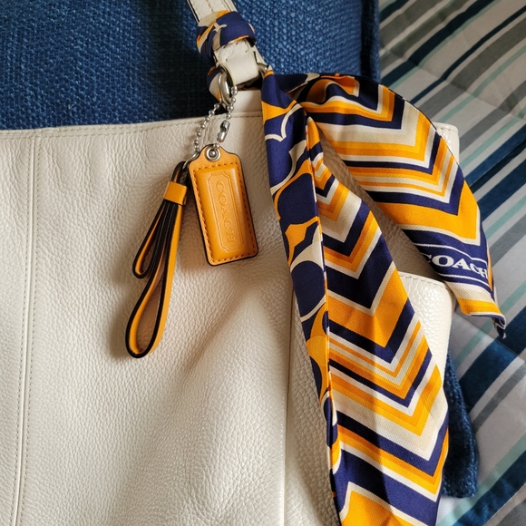 Large Cream color Coach purse - Picture 1 of 6